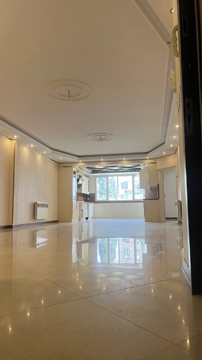 آپارتمان 145 متری سه خوابه در میدان لوزی تهران14995443128