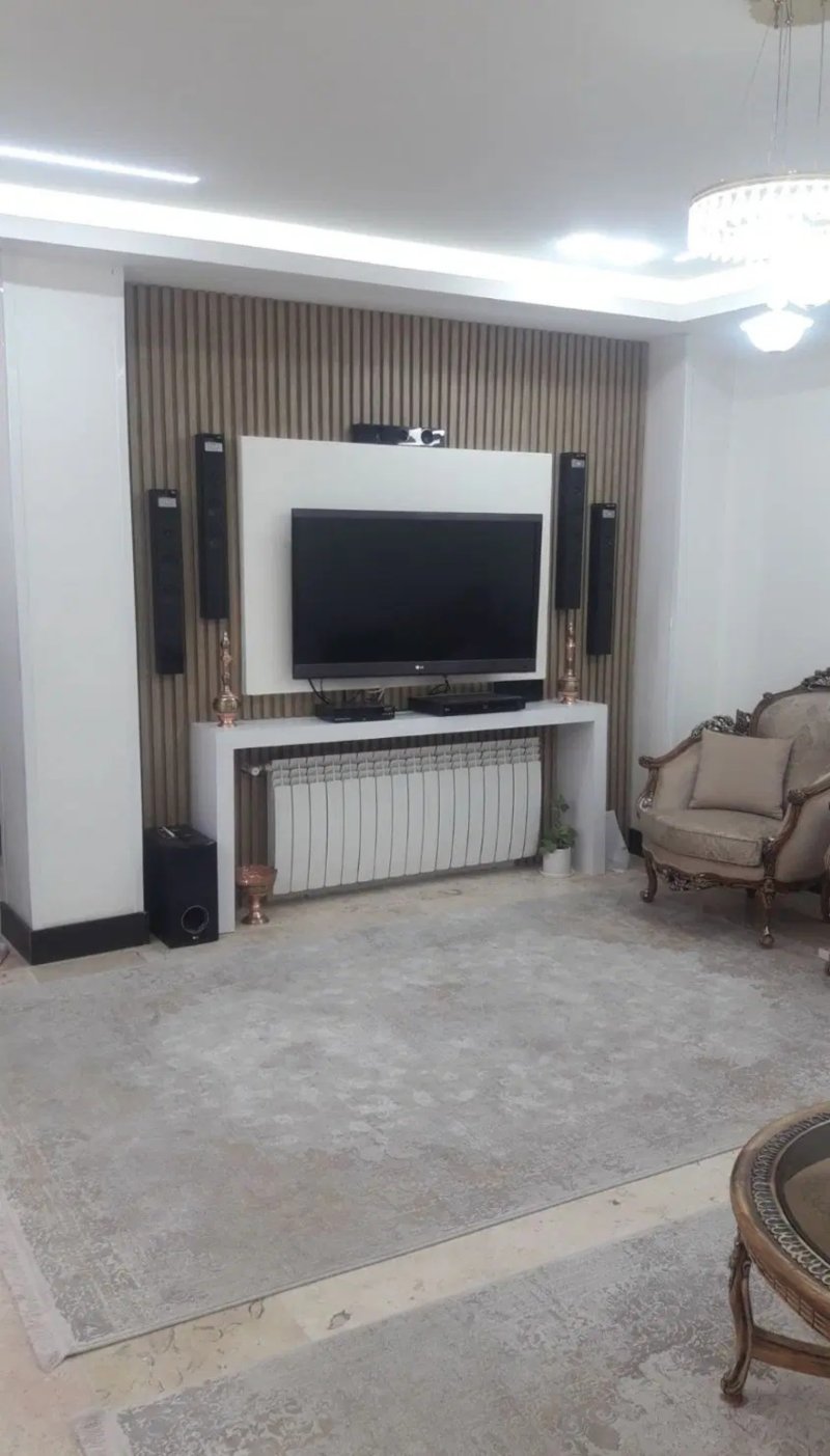 آپارتمان 100 متری دو خوابه در سعادت آباد اصفهان