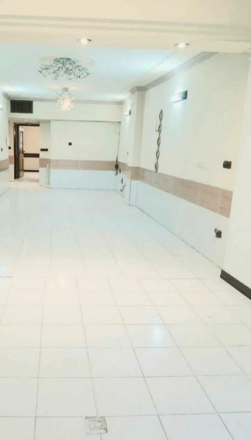 تجاری 100 متری دو خوابه در هشت بهشت اصفهان