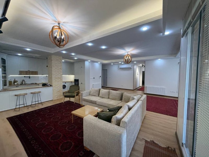 آپارتمان 150 متری سه خوابه در فاز 2 اندیشه15006643236