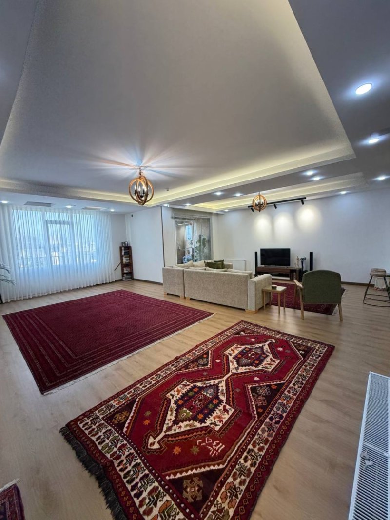 آپارتمان 150 متری سه خوابه در فاز 2 اندیشه15006643238