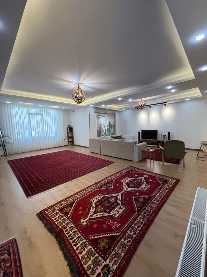 آپارتمان 150 متری سه خوابه در فاز 2 اندیشه15006643239