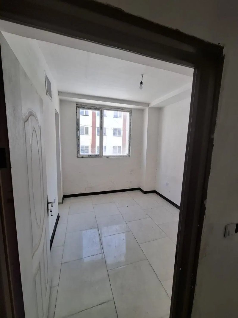 آپارتمان 84 متری دو خوابه در فاز 2 پرند15007043246