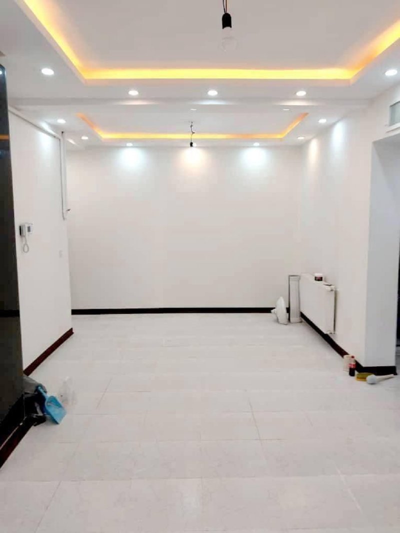 آپارتمان 82 متری دو خوابه در فاز 6 پرند15008143258