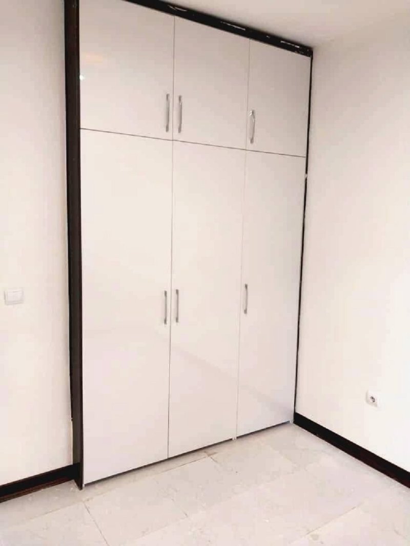 آپارتمان 82 متری دو خوابه در فاز 6 پرند15008143259
