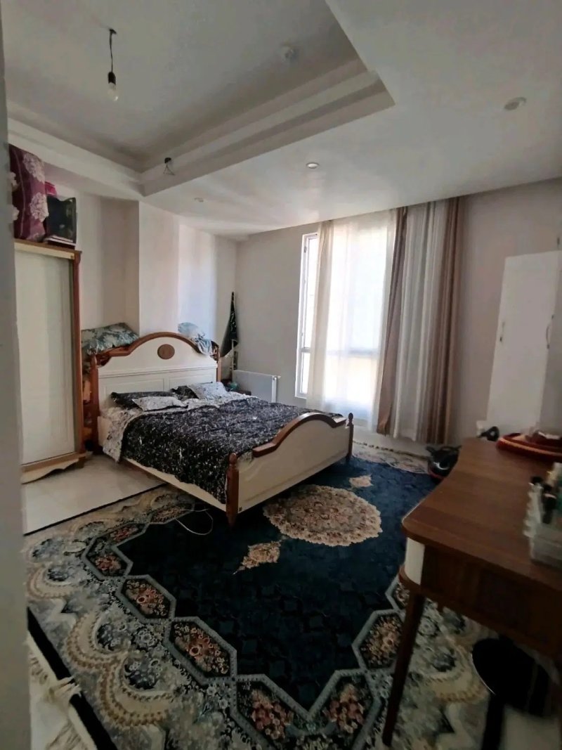 آپارتمان 140 متری سه خوابه در بلوار زرافشان اسلام شهر15021343381