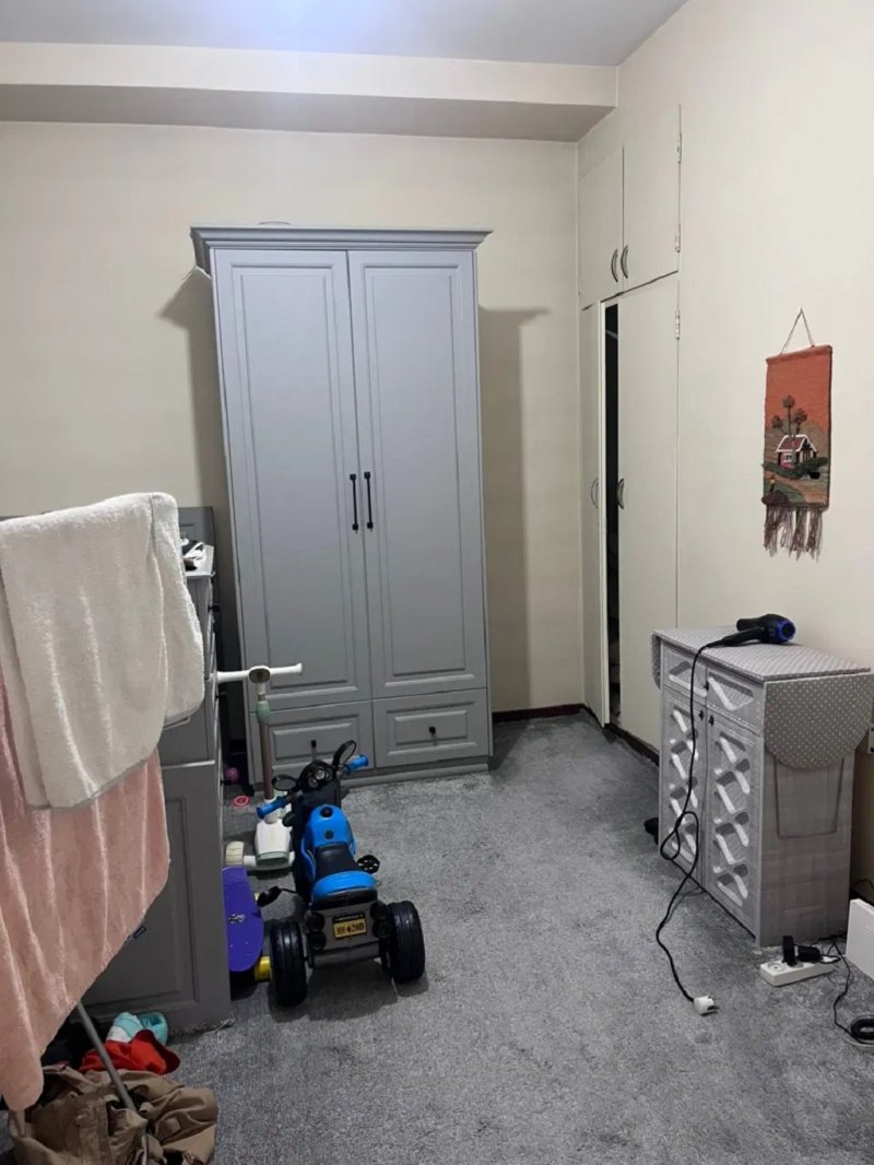 آپارتمان 97 متری دو خوابه در قلمستان کرج15033943475