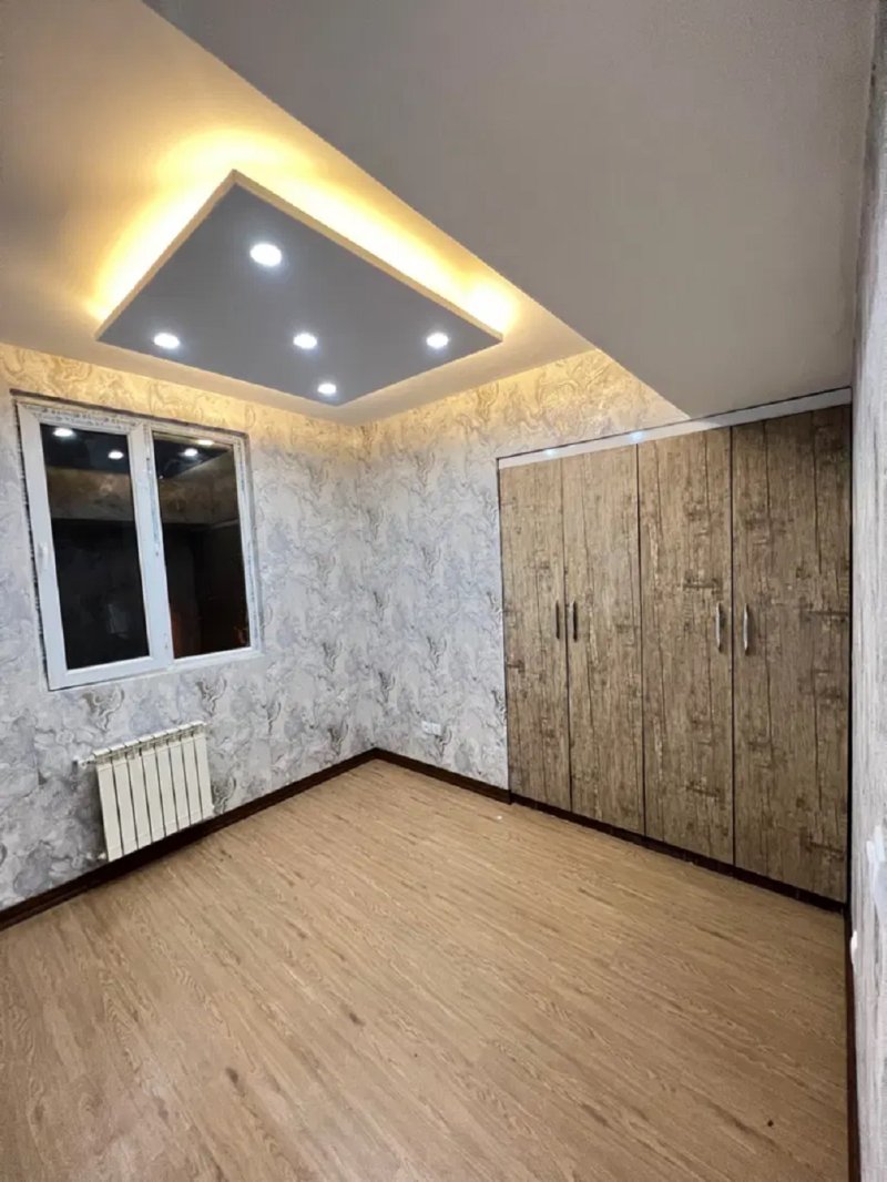 آپارتمان 94 متری دو خوابه در فاز 6 پرند15041943533