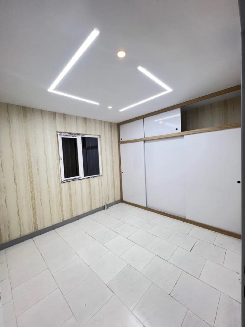 آپارتمان 95 متری دو خوابه در فاز 2 پرند15042043536