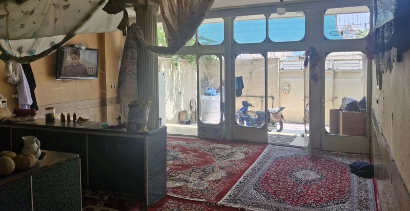 خانه 110 متری یک خوابه در شیخ طوسی غربی اصفهان15054343652