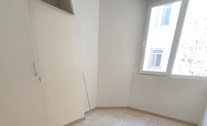 آپارتمان 90 متری دو خوابه در نیروی دریایی تهران15055443667