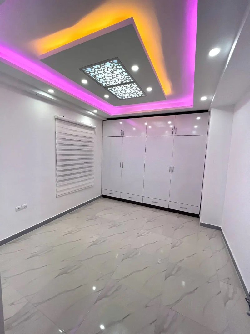 آپارتمان 103 متری دو خوابه در فاز 6 پرند15063843734