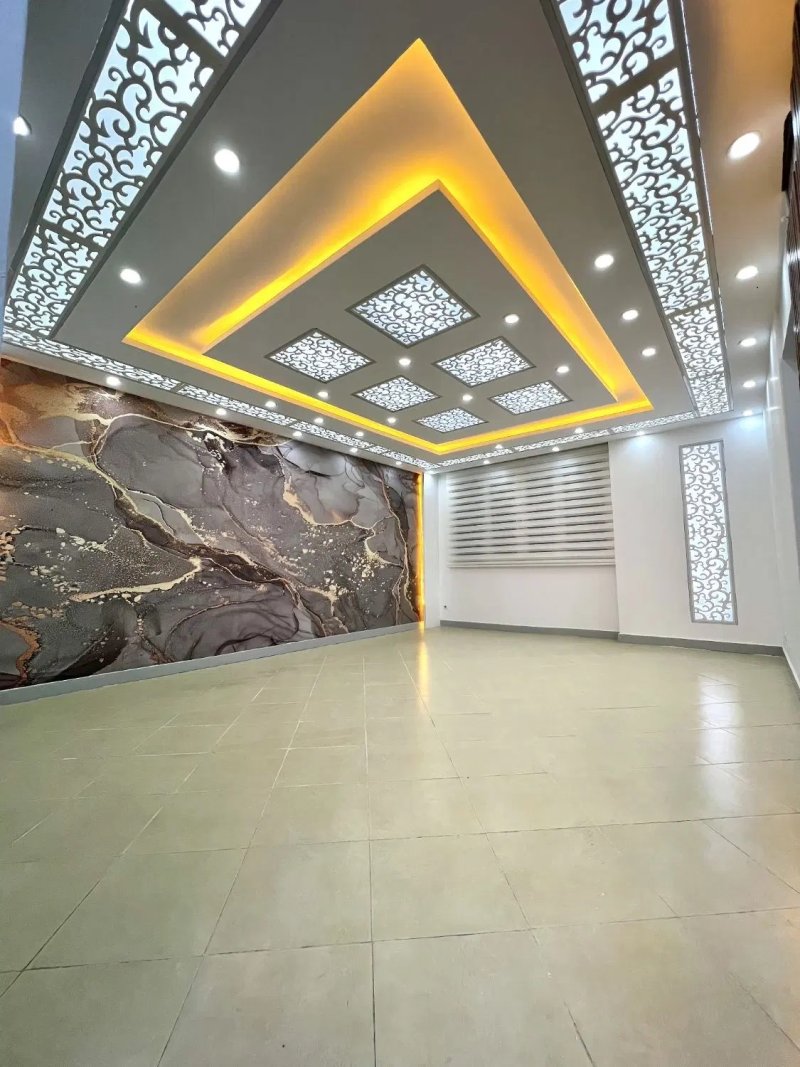 آپارتمان 102 متری دو خوابه در فاز 6 پرند