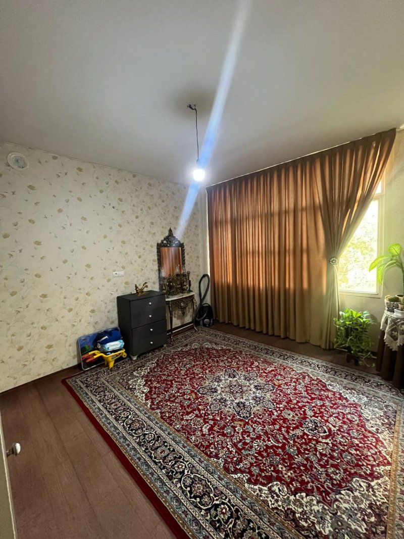 آپارتمان 127 متری دو خوابه در استاد معین تهران15067543771