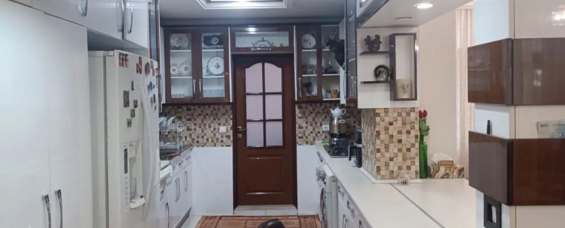 آپارتمان 125 متری دو خوابه در بلوار کشاورز تهران