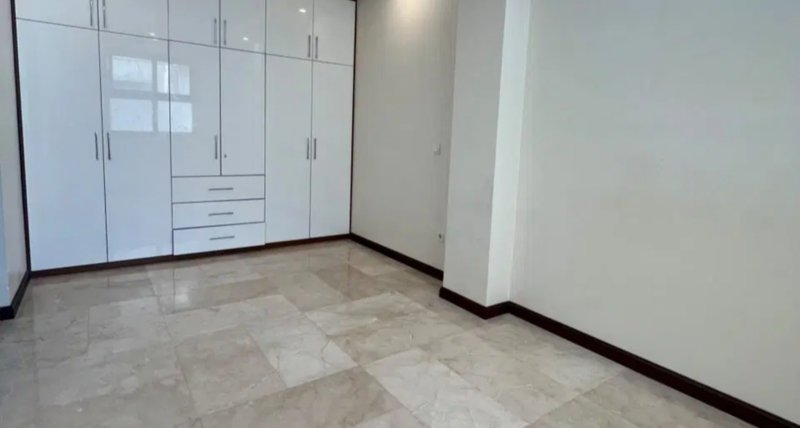 آپارتمان 125 متری دو خوابه در ولنجک تهران