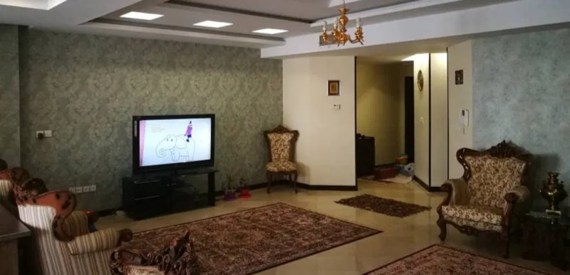 آپارتمان 140 متری دو خوابه در زعفرانیه تهران15114344149