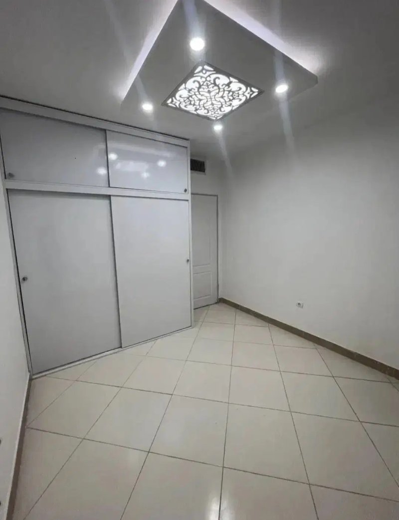 آپارتمان 75 متری دو خوابه در فاز 2 پرند15116844200
