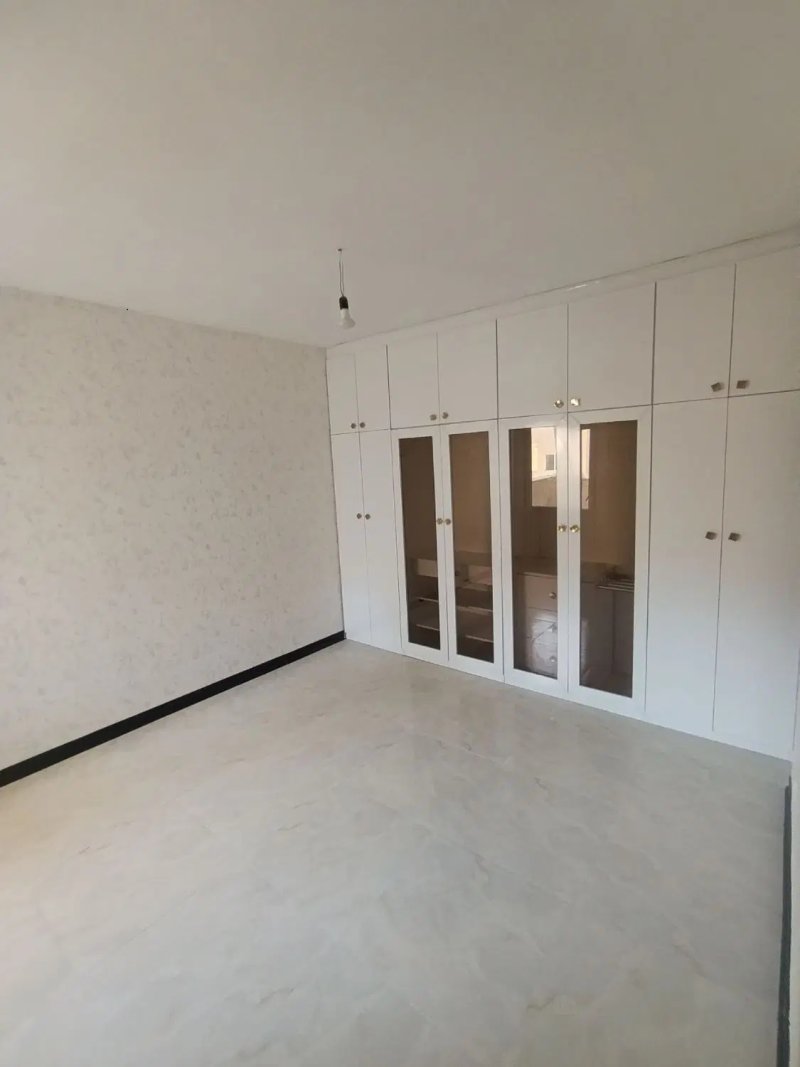آپارتمان 83 متری یک خوابه در فاز 6 پرند15117444213