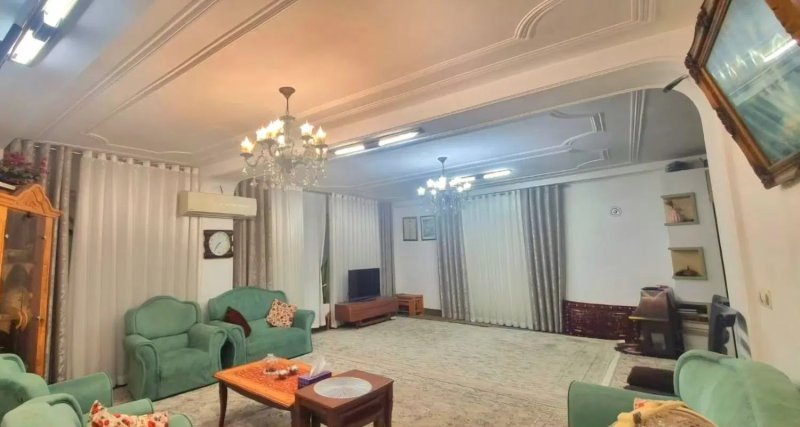 آپارتمان 105 متری دو خوابه در خیابان تهران قائم شهر