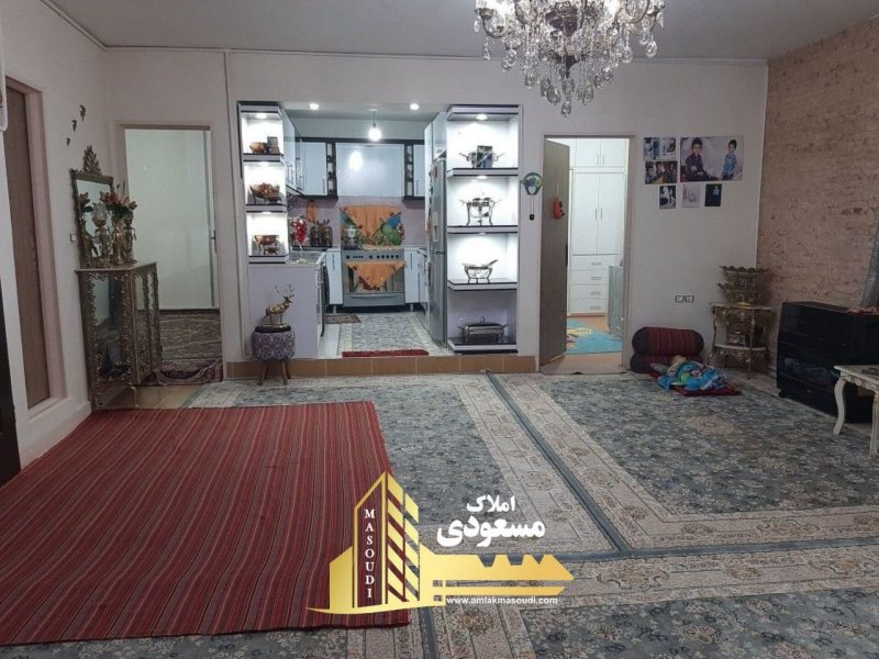 آپارتمان 87 متری دو خوابه در امیریه تهران15156544574
