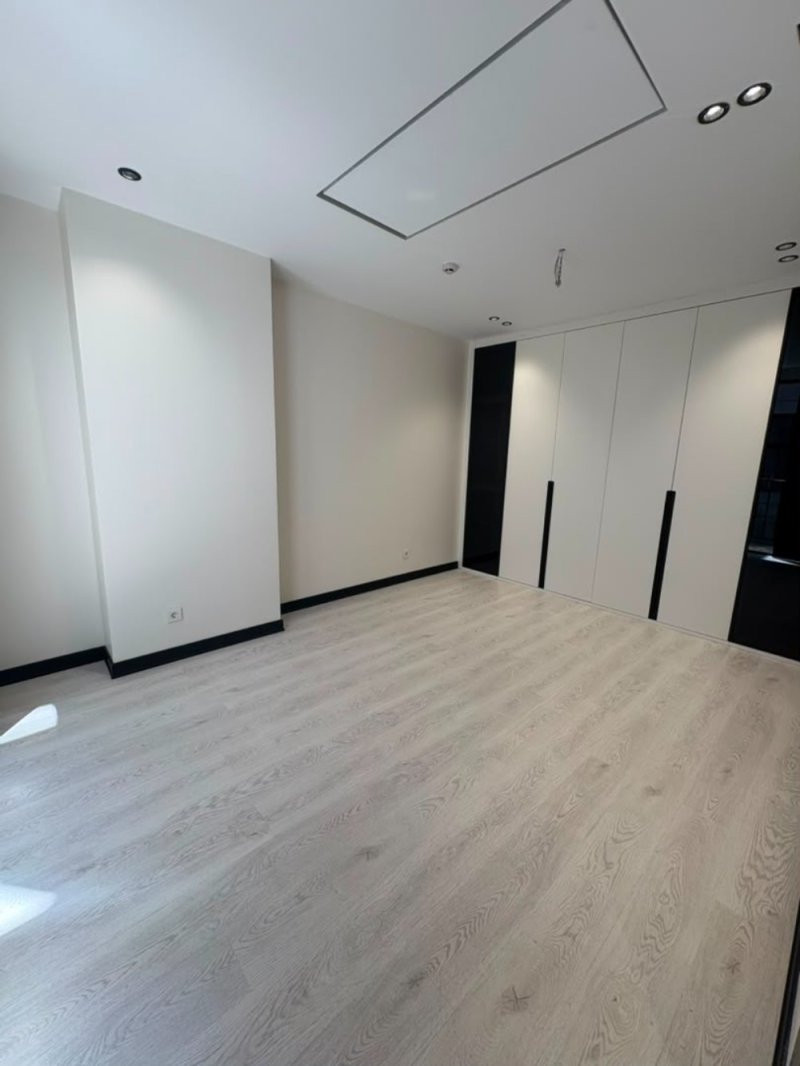 آپارتمان 220 متری سه خوابه در سرو تهران15157644582