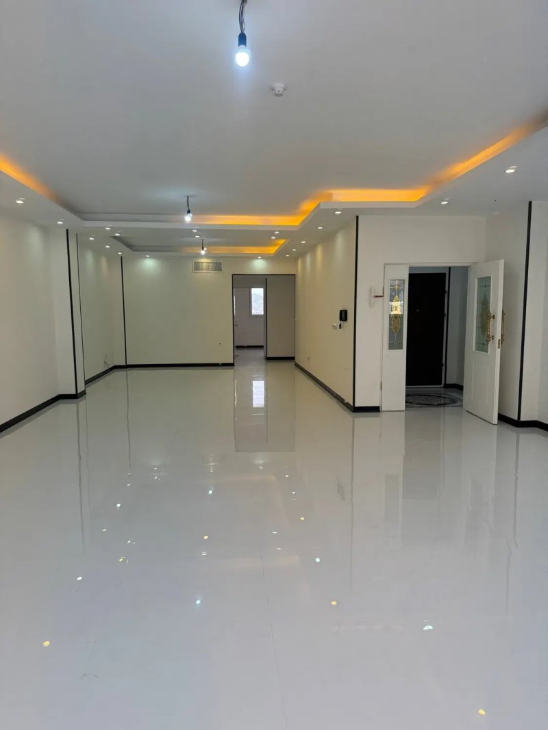 آپارتمان 200 متری سه خوابه در عظیمیه کرج