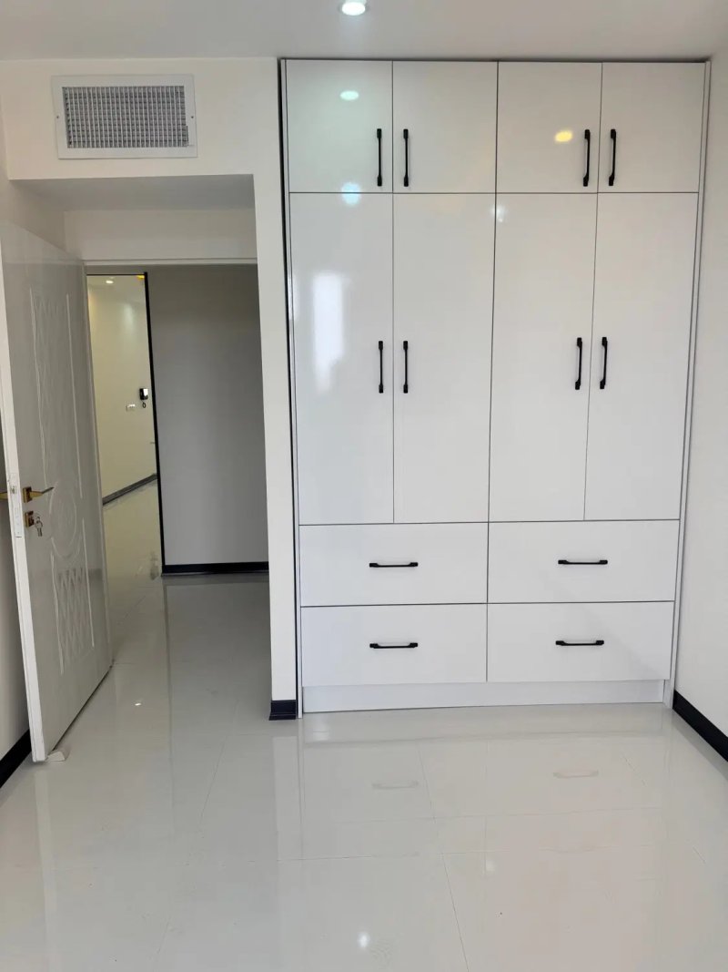 آپارتمان 200 متری سه خوابه در عظیمیه کرج15168944683