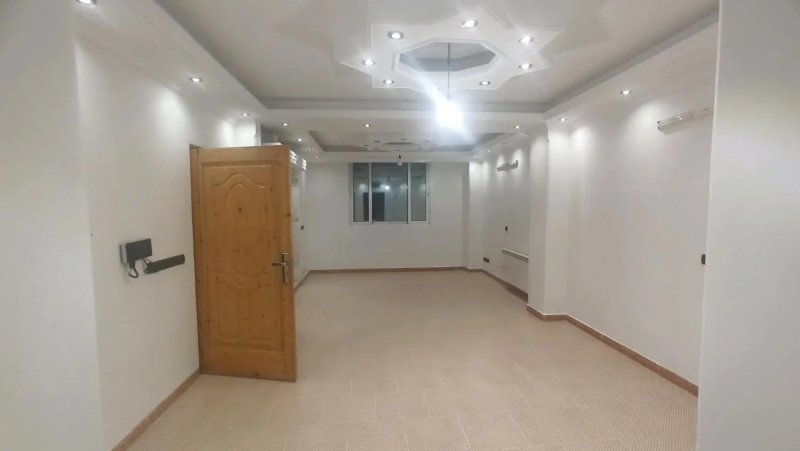 آپارتمان 80 متری دو خوابه در بلوار زرافشان اسلام شهر15170344689