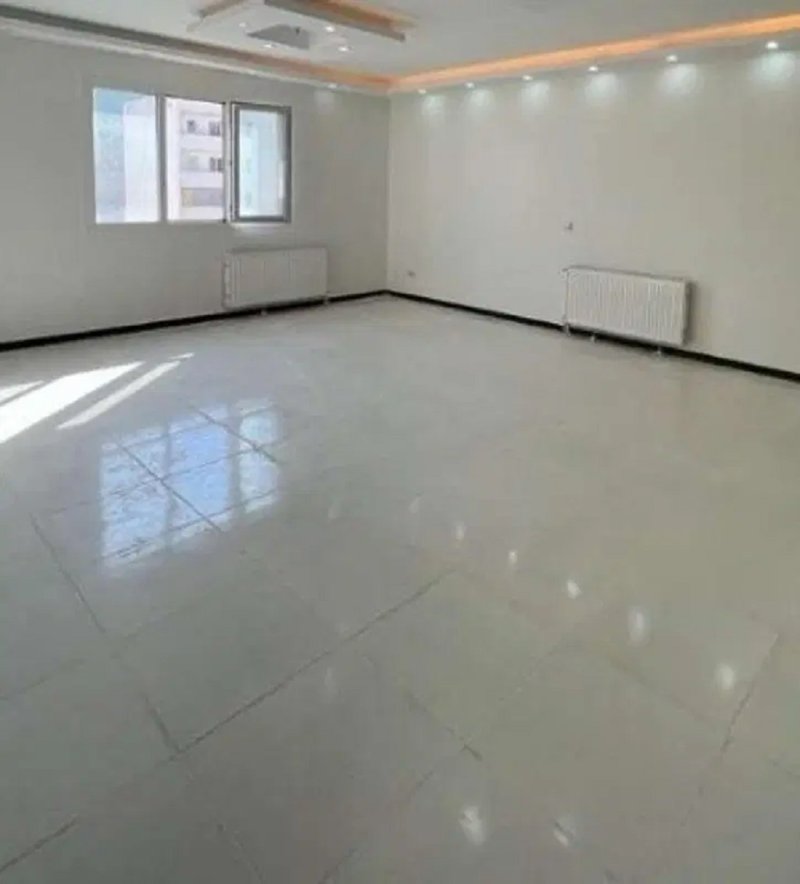 آپارتمان 80 متری دو خوابه در فاز 6 پرند15176144794