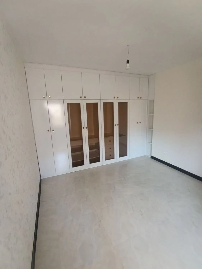 آپارتمان 83 متری دو خوابه در فاز 6 پرند15195244993