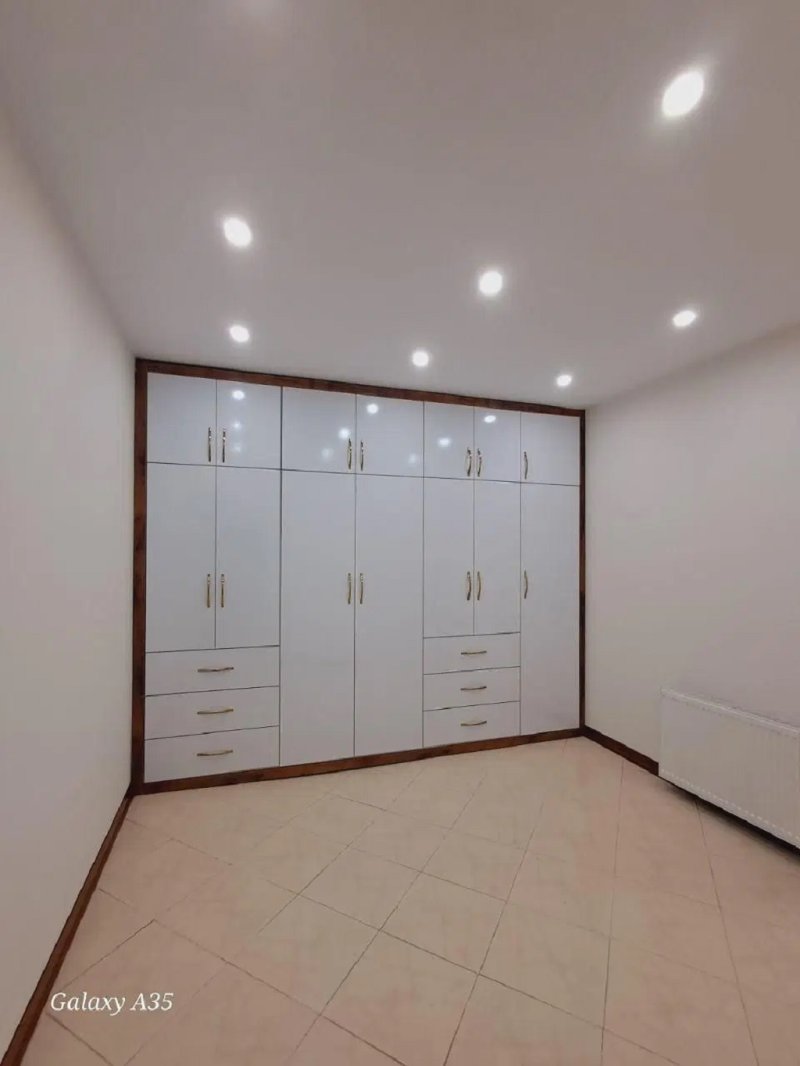 آپارتمان 74 متری دو خوابه در فاز 6 پرند15197045023