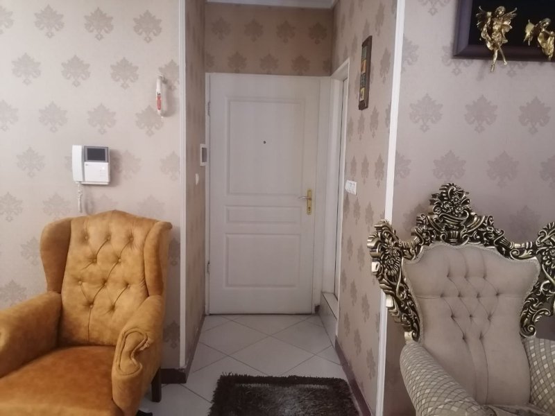 آپارتمان 90 متری دو خوابه در شادآباد تهران15213345242