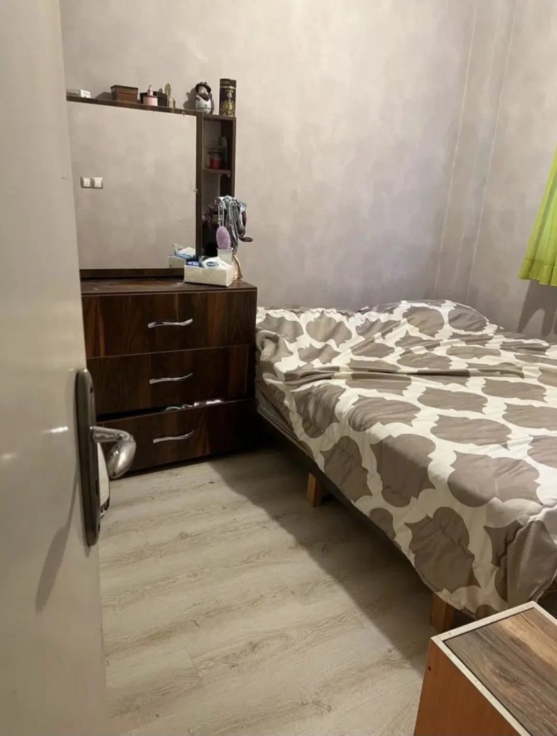 آپارتمان 100 متری دو خوابه در بلوار گیلان رشت15240045573