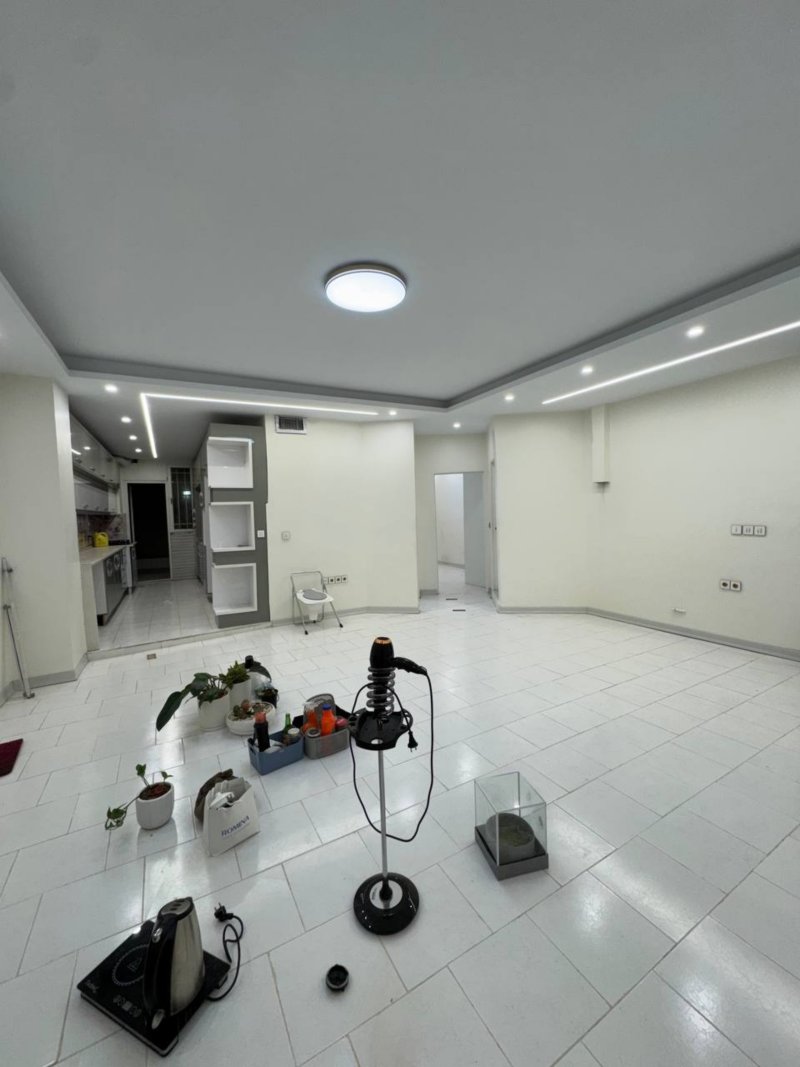 آپارتمان 95 متری دو خوابه در خیابان تعاون شهریار15260745835