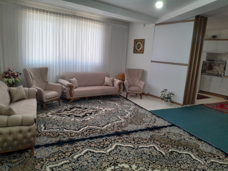 آپارتمان 101 متری دو خوابه در میدان جهاد ملایر124551460