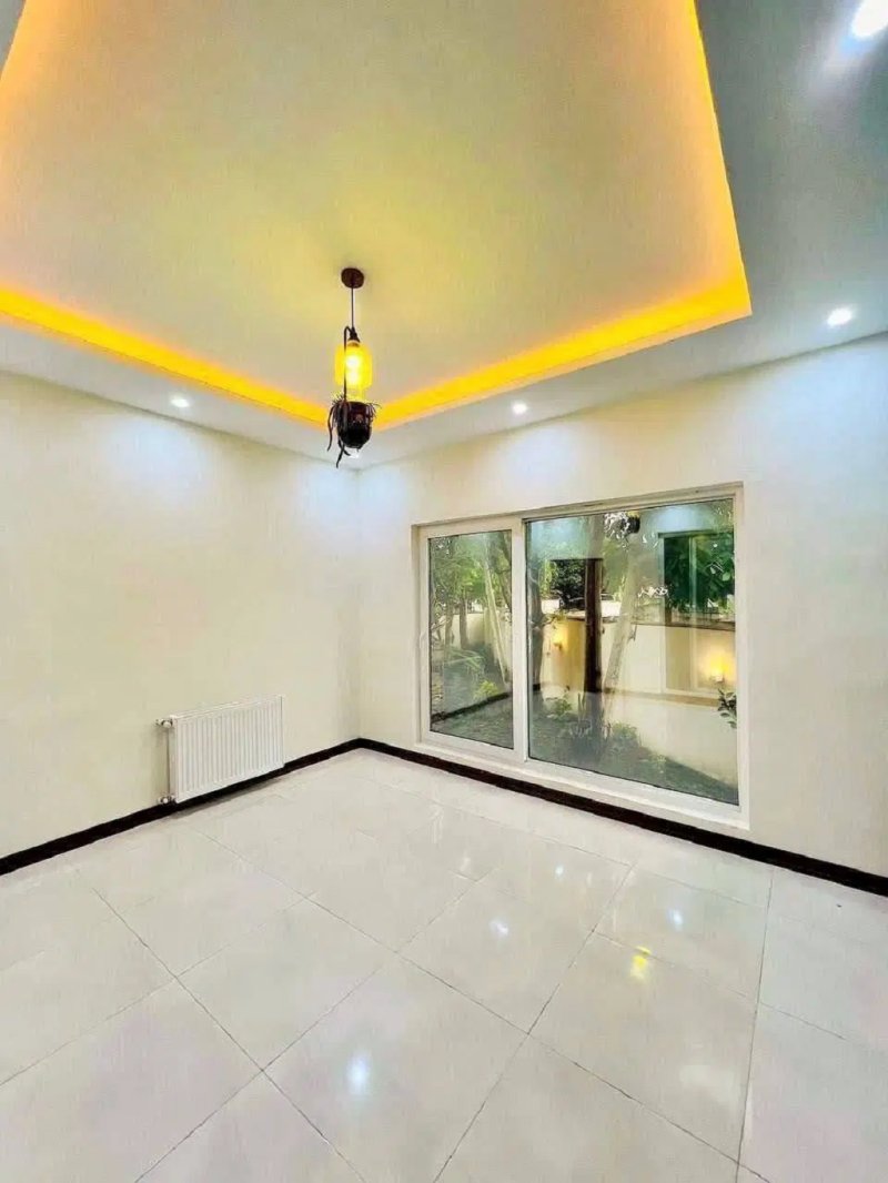 ویلا 246 متری سه خوابه در ساری15278746008