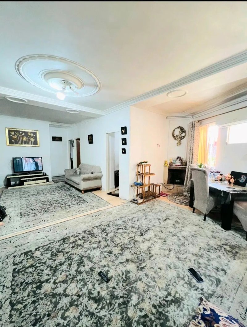 آپارتمان 100 متری سه خوابه در گلباغ نماز رشت