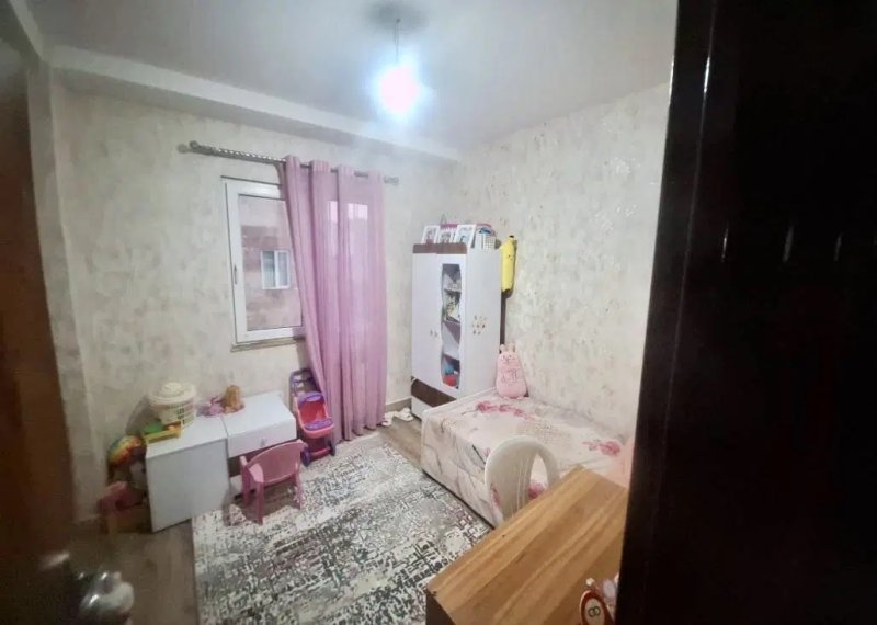 آپارتمان 110 متری دو خوابه در باهنر رشت15295946140
