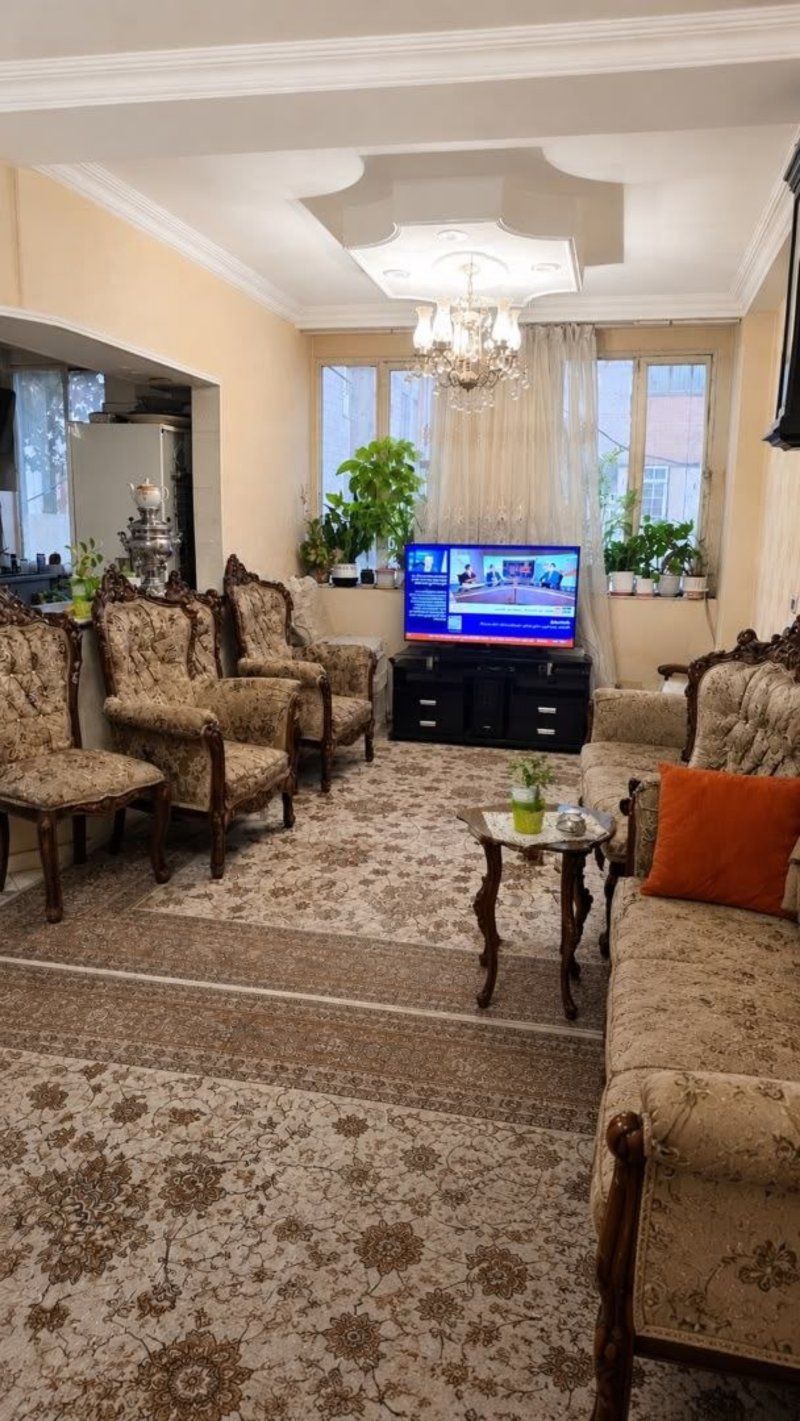 آپارتمان 75 متری دو خوابه در فاز 2 اندیشه15298046180