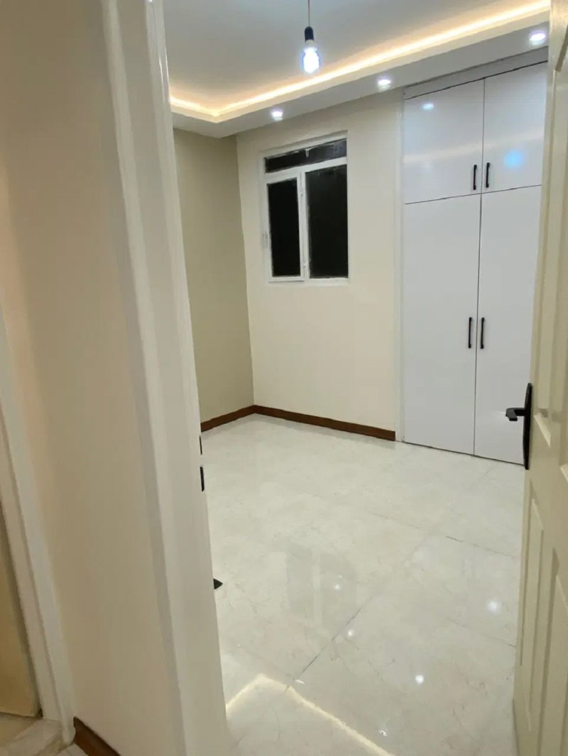 آپارتمان 80 متری دو خوابه در الهیه مشهد15302346228