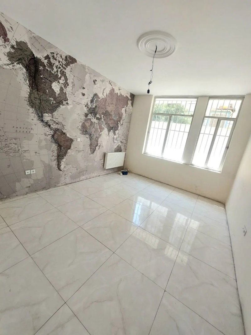 اداری 250 متری چهارخوابه در سردار جنگل تهران