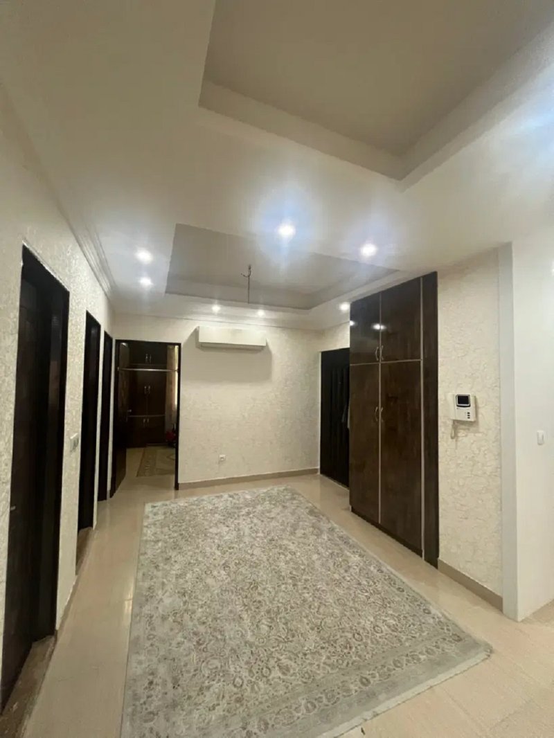 آپارتمان 110 متری دو خوابه در معلم رشت15346446527