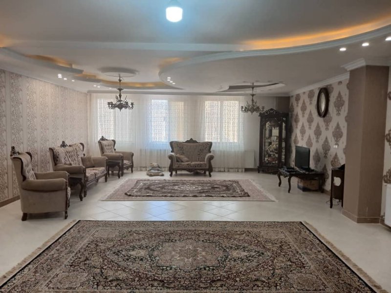 آپارتمان 123 متری دو خوابه در فاز 2 اندیشه15355846648