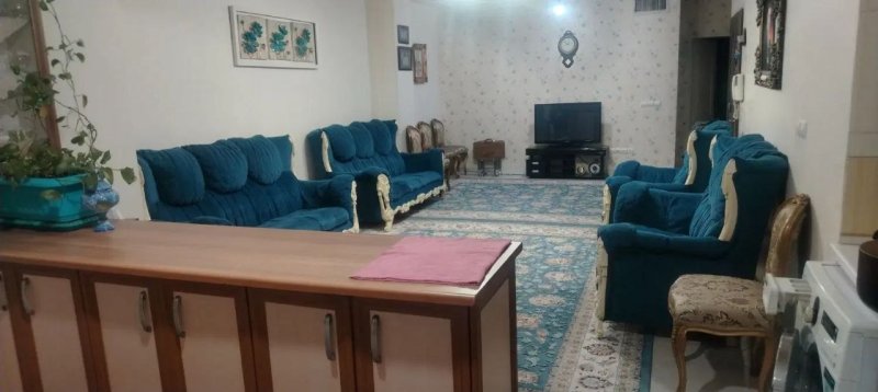 آپارتمان 82 متری دو خوابه در شادآباد تهران15370546747