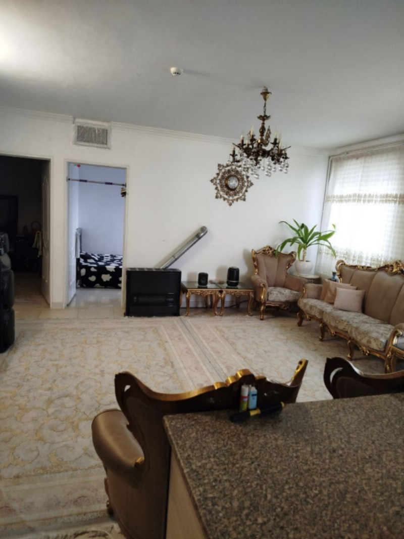 آپارتمان 81 متری دو خوابه در ملایر1266474678
