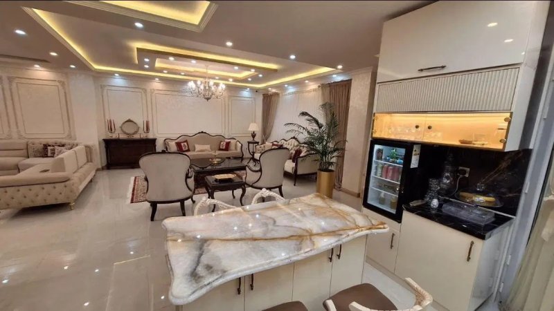 آپارتمان 163 متری سه خوابه در معلم رشت15374046795