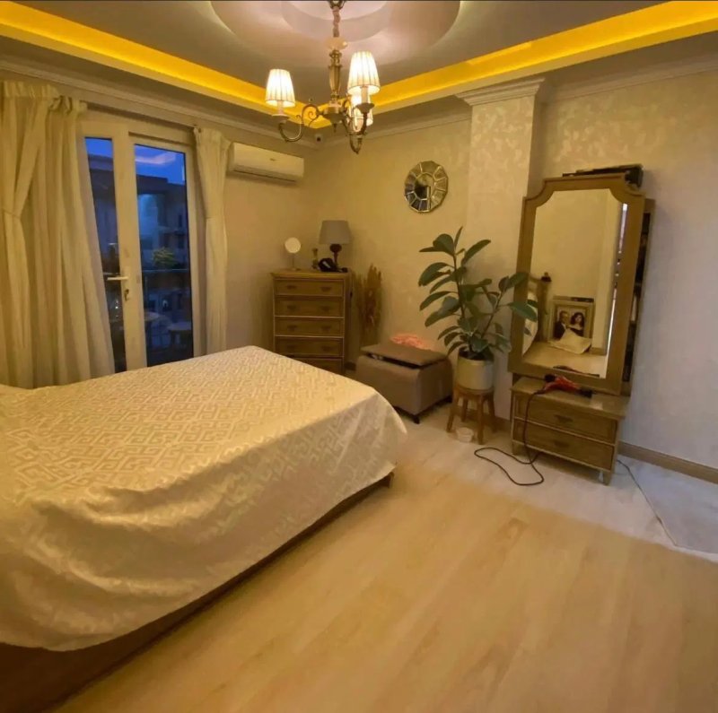 آپارتمان 163 متری سه خوابه در معلم رشت15374046797
