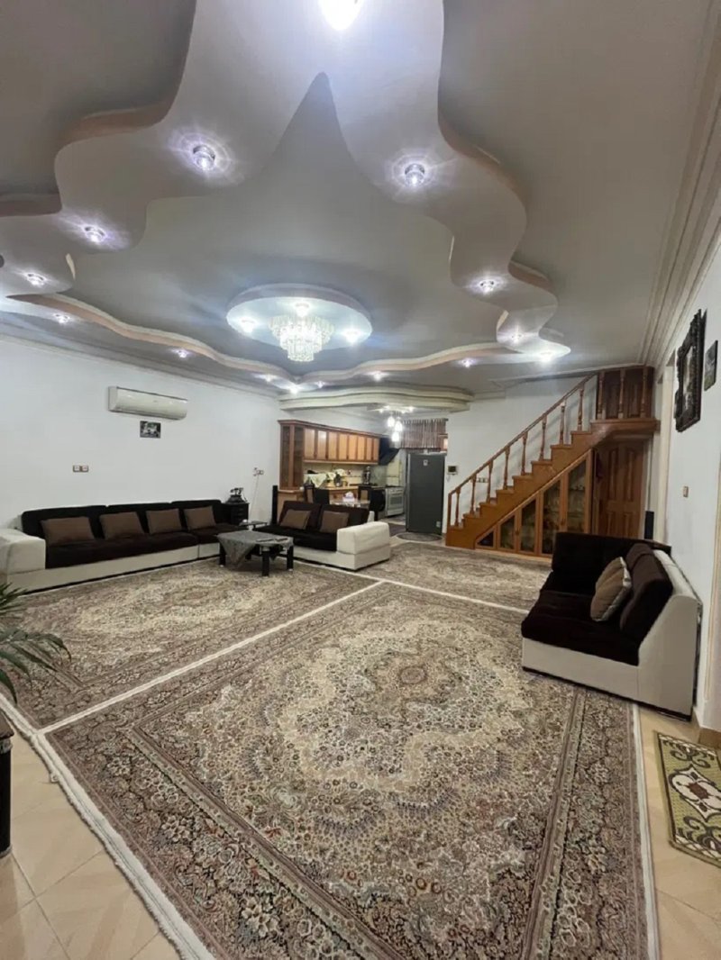 خانه 164 متری سه خوابه در بلوار رودباری رشت15374146799