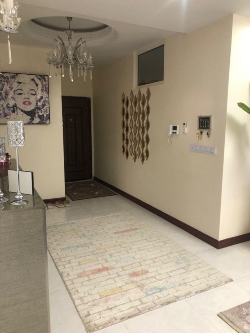 آپارتمان 149 متری سه خوابه در فاز 2 اندیشه15385546905